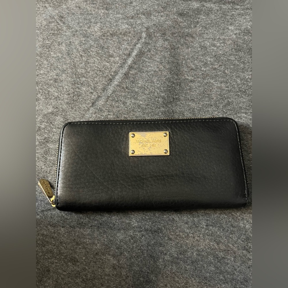 Michael Kors Long Wallet